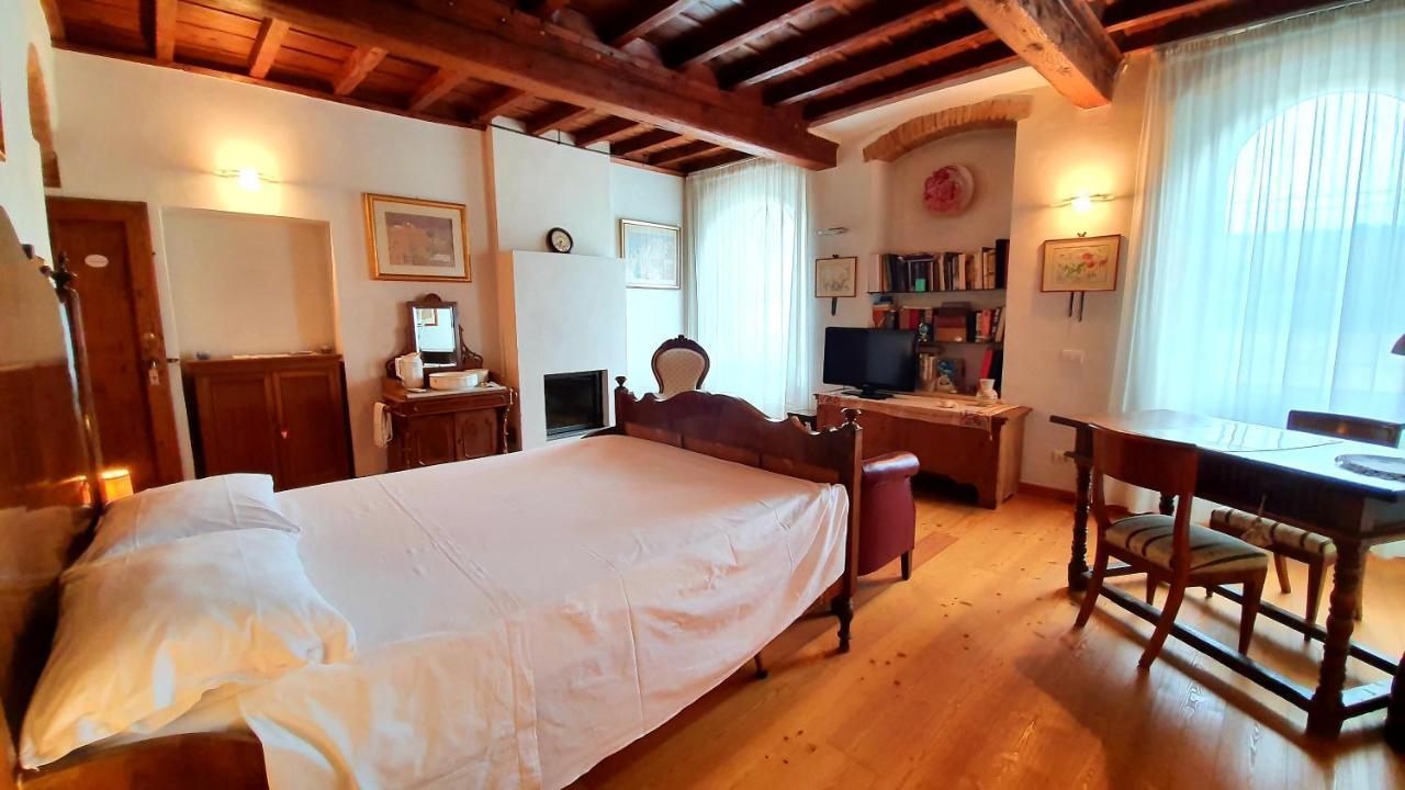 Alla Locanda Del Cinquecento Castrocaro Terme Exteriör bild
